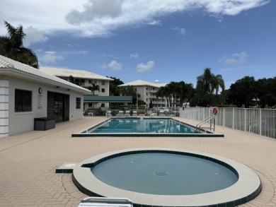 Beautiful 2BR/2BA home in WhiteHall at Camino Real, Boca Raton on The Country Club At Boca Raton in Florida - for sale on GolfHomes.com, golf home, golf lot