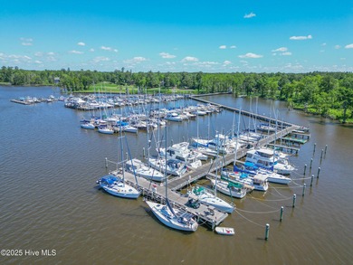 FABULOUS OPPORTUNITY FOR SOUGHT AFTER 2BR/2BA CONDO ON THE GOLF on Sound Golf Links at Albemarle Plantation in North Carolina - for sale on GolfHomes.com, golf home, golf lot
