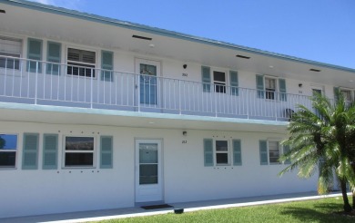 Great updated ground floor unit, well managed and maintained on Leisureville Community Golf Course in Florida - for sale on GolfHomes.com, golf home, golf lot