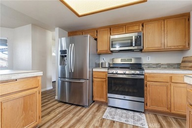 Well maintained single-level home located in the Paso Robles on River Oaks Golf Course in California - for sale on GolfHomes.com, golf home, golf lot