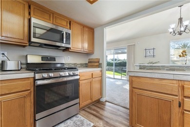 Well maintained single-level home located in the Paso Robles on River Oaks Golf Course in California - for sale on GolfHomes.com, golf home, golf lot