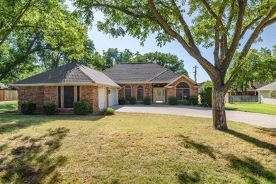 NICE WELL-MAINTAINED HOME in beautiful Pecan Plantation golfing for sale on GolfHomes.com