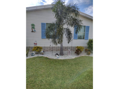 This Immaculate 1260 sq ft home features two bedroom and two on Four Lakes Golf Club in Florida - for sale on GolfHomes.com, golf home, golf lot
