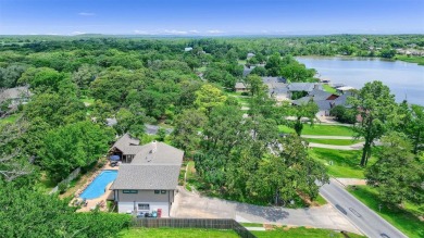 Seller now offering up to $4000 in concessions to be applied on Lake Kiowa Golf Course in Texas - for sale on GolfHomes.com, golf home, golf lot