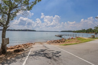 A LAKEFRONT and LAKE VIEW condo offering 4 bedrooms and 2.5 on Stone Creek Cove Golf Course in South Carolina - for sale on GolfHomes.com, golf home, golf lot