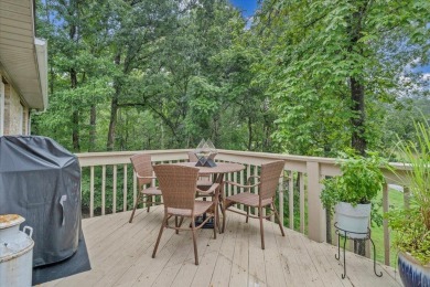 1037 Whitetail Dr is a beautifully maintained all-brick modern on Mariners Landing Golf and Country Club in Virginia - for sale on GolfHomes.com, golf home, golf lot