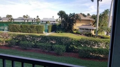 Beautiful 2 bedroom, 2 bath, furnished condo Split floor plan on Ocean Village Golf Course in Florida - for sale on GolfHomes.com, golf home, golf lot