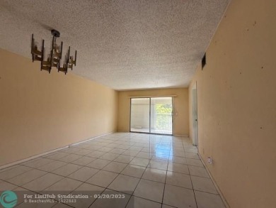 Don't miss this incredible opportunity to own a spacious on Flamingo Lakes Country Club in Florida - for sale on GolfHomes.com, golf home, golf lot
