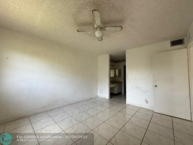 Don't miss this incredible opportunity to own a spacious on Flamingo Lakes Country Club in Florida - for sale on GolfHomes.com, golf home, golf lot