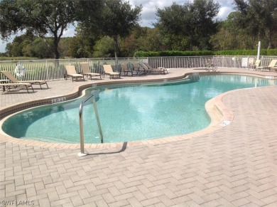 PRICE REDUCTION! LOOKING FOR A SPACIOUS CONDO WITH A GARAGE? YOU on River Hall Country Club in Florida - for sale on GolfHomes.com, golf home, golf lot