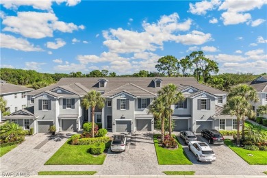 PRICE REDUCTION! LOOKING FOR A SPACIOUS CONDO WITH A GARAGE? YOU on River Hall Country Club in Florida - for sale on GolfHomes.com, golf home, golf lot
