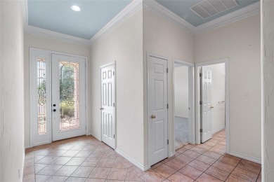 WELL MAINTAINED GOLF COURSE HOME near clubhouse in Pecan on Pecan Plantation Country Club in Texas - for sale on GolfHomes.com, golf home, golf lot
