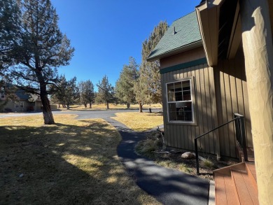 Beautifully located chalet on the RIdge Course in Eagle Crest on Eagle Crest Golf Resort - Resort Course in Oregon - for sale on GolfHomes.com, golf home, golf lot