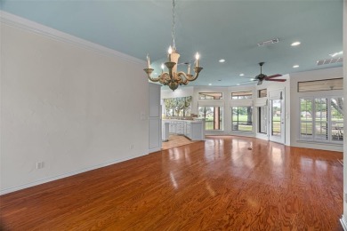 WELL MAINTAINED GOLF COURSE HOME near clubhouse in Pecan on Pecan Plantation Country Club in Texas - for sale on GolfHomes.com, golf home, golf lot