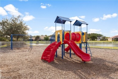 PRICE REDUCTION! LOOKING FOR A SPACIOUS CONDO WITH A GARAGE? YOU on River Hall Country Club in Florida - for sale on GolfHomes.com, golf home, golf lot