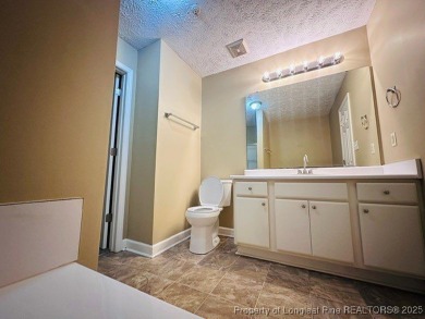Nice 2-bedroom 2 full bath condo unit near King's Grant Golf and on Kings Grant Golf and Country Club in North Carolina - for sale on GolfHomes.com, golf home, golf lot