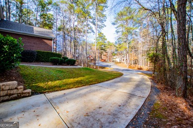 Immaculate ranch-style home in gated Fairfield Plantation! This on Fairfield Plantation Golf and Country Club in Georgia - for sale on GolfHomes.com, golf home, golf lot