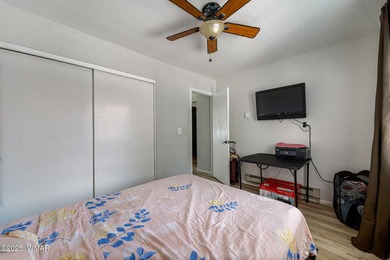 Nestled among peaceful pines, this fully furnished 3 bedroom, 2 on Pinetop Lakes Golf and Country Club in Arizona - for sale on GolfHomes.com, golf home, golf lot