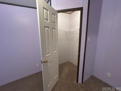 Welcome to the market this well maintained 3 bedroom 2 bathroom on Pine Hills Golf Course in Arkansas - for sale on GolfHomes.com, golf home, golf lot