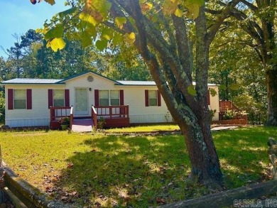 Welcome to the market this well maintained 3 bedroom 2 bathroom on Pine Hills Golf Course in Arkansas - for sale on GolfHomes.com, golf home, golf lot
