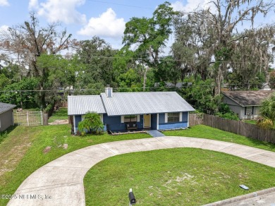 Affordable turn key home situated on nice lot w/circular on Palatka Golf Club in Florida - for sale on GolfHomes.com, golf home, golf lot