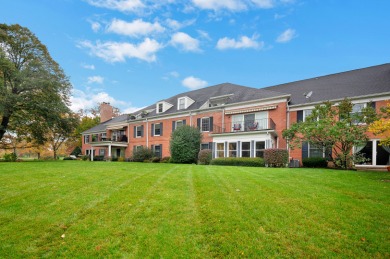 Rare 3 bedroom unit on 3rd floor in elevator building. Stately on Prestwick Country Club in Illinois - for sale on GolfHomes.com, golf home, golf lot