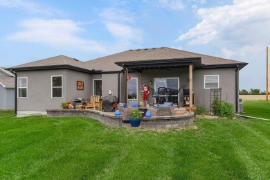Welcome to 704 Salem Road -- a stunning, like-new home on Hidden Valley Golf Course in Missouri - for sale on GolfHomes.com, golf home, golf lot