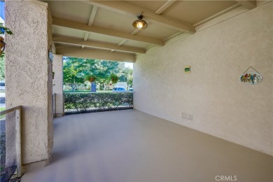 Ideally located on a quiet cul-de-sac on the west side of the on Leisure Village Par 3 Golf Course in California - for sale on GolfHomes.com, golf home, golf lot