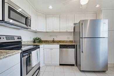 Lovely, bright and super well-maintained two bedroom two bath on Palm-Aire Country Club and Resort - The Oaks in Florida - for sale on GolfHomes.com, golf home, golf lot