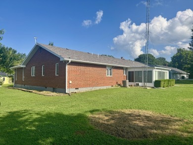 Close to Stockton Lake, Golf Course, and Town - This Home Has It on Stockton Country Club in Missouri - for sale on GolfHomes.com, golf home, golf lot