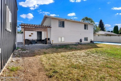 This beautifully remodeled 4-bedroom, 2-bathroom home offers on Avondale Golf and Tennis Club in Idaho - for sale on GolfHomes.com, golf home, golf lot