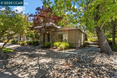 Location, location, location! You will fall in love with this on Rossmoor Golf Course in California - for sale on GolfHomes.com, golf home, golf lot