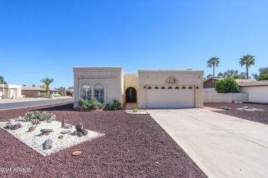 EXTENDED TOLTEC model w/ 1576 square ft, 2 Bedrooms & a BONUS on Sun Lakes Country Club in Arizona - for sale on GolfHomes.com, golf home, golf lot