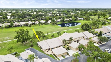 Lovely light and bright 2 bedroom, 2 bath villa with an on Heritage Ridge Golf Club in Florida - for sale on GolfHomes.com, golf home, golf lot
