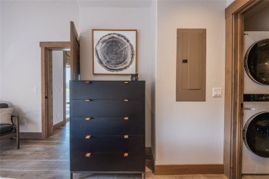 This newer built 2 bed, 2 bath cottage offers modern mountain on Wilderness Club in Montana - for sale on GolfHomes.com, golf home, golf lot