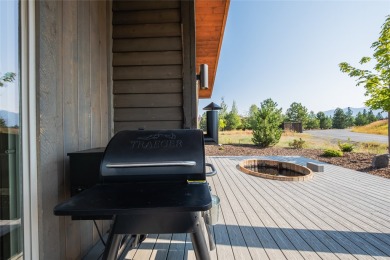 This newer built 2 bed, 2 bath cottage offers modern mountain on Wilderness Club in Montana - for sale on GolfHomes.com, golf home, golf lot