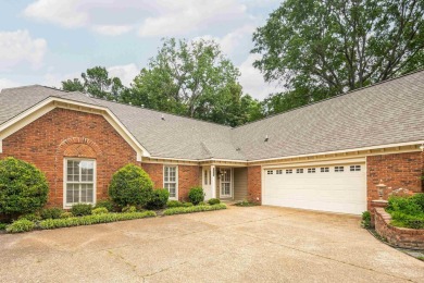 Immaculate Home on the Golf Course in Lakeland! Nestled on the on Stonebridge Golf Club in Tennessee - for sale on GolfHomes.com, golf home, golf lot