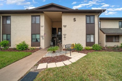 Lake Sparkle 55+ Partially FURNISHED LAKEFRONT Condominium on Country Club At Silver Springs Shores in Florida - for sale on GolfHomes.com, golf home, golf lot