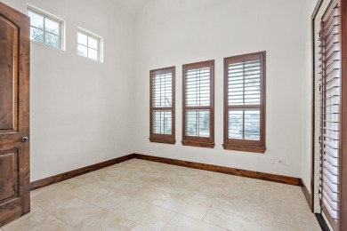 Lovely stand alone German Cottage in Comanche Trace with no on The Club At Comanche Trace in Texas - for sale on GolfHomes.com, golf home, golf lot