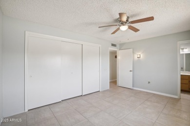 This well-maintained two bedroom and two bathroom Kaibab model on Pebblebrook Golf Course in Arizona - for sale on GolfHomes.com, golf home, golf lot