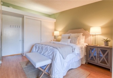 Mutual 4-41H.  A Charming and Expanded 1 bedroom with an ideal on Leisure World Seal Beach Golf Course in California - for sale on GolfHomes.com, golf home, golf lot