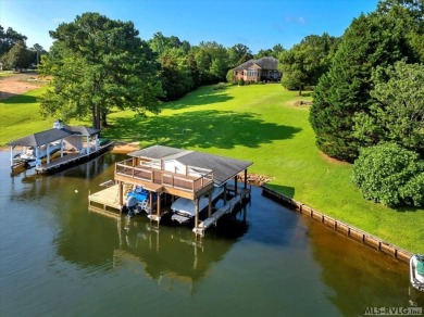 When you turn in to Fox Hollow and where the road ends on Myrick Hills Country Club in North Carolina - for sale on GolfHomes.com, golf home, golf lot