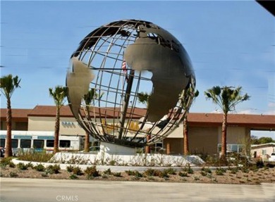 Mutual 4-41H.  A Charming and Expanded 1 bedroom with an ideal on Leisure World Seal Beach Golf Course in California - for sale on GolfHomes.com, golf home, golf lot