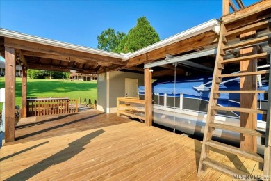 When you turn in to Fox Hollow and where the road ends on Myrick Hills Country Club in North Carolina - for sale on GolfHomes.com, golf home, golf lot