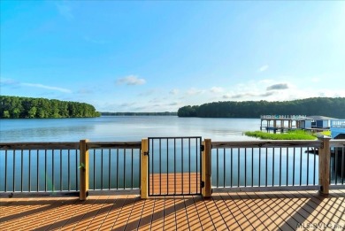 When you turn in to Fox Hollow and where the road ends on Myrick Hills Country Club in North Carolina - for sale on GolfHomes.com, golf home, golf lot