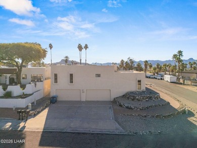 Prestigiously located just before the first tee of the golf on London Bridge Golf Course in Arizona - for sale on GolfHomes.com, golf home, golf lot