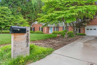 Enjoy easy, single-level living in one of Greensboro's most on Cardinal Golf and Country Club in North Carolina - for sale on GolfHomes.com, golf home, golf lot