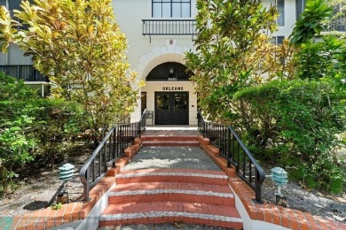 Charming & affordable condo in the desirable guard gated on Inverrary Country Club in Florida - for sale on GolfHomes.com, golf home, golf lot