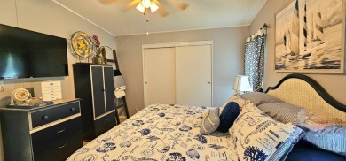 Modern and Updated 2 bedroom 2 bath home WITH EXTRAS in 55 + on Zephyrhills Municipal Golf Course in Florida - for sale on GolfHomes.com, golf home, golf lot