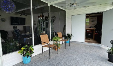 Modern and Updated 2 bedroom 2 bath home WITH EXTRAS in 55 + on Zephyrhills Municipal Golf Course in Florida - for sale on GolfHomes.com, golf home, golf lot